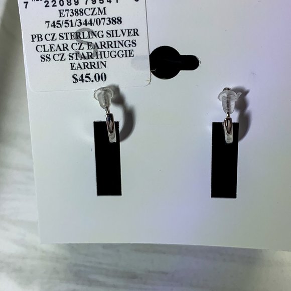 PB cubic zirconia sterling silver huggie star earr - Picture 5 of 5